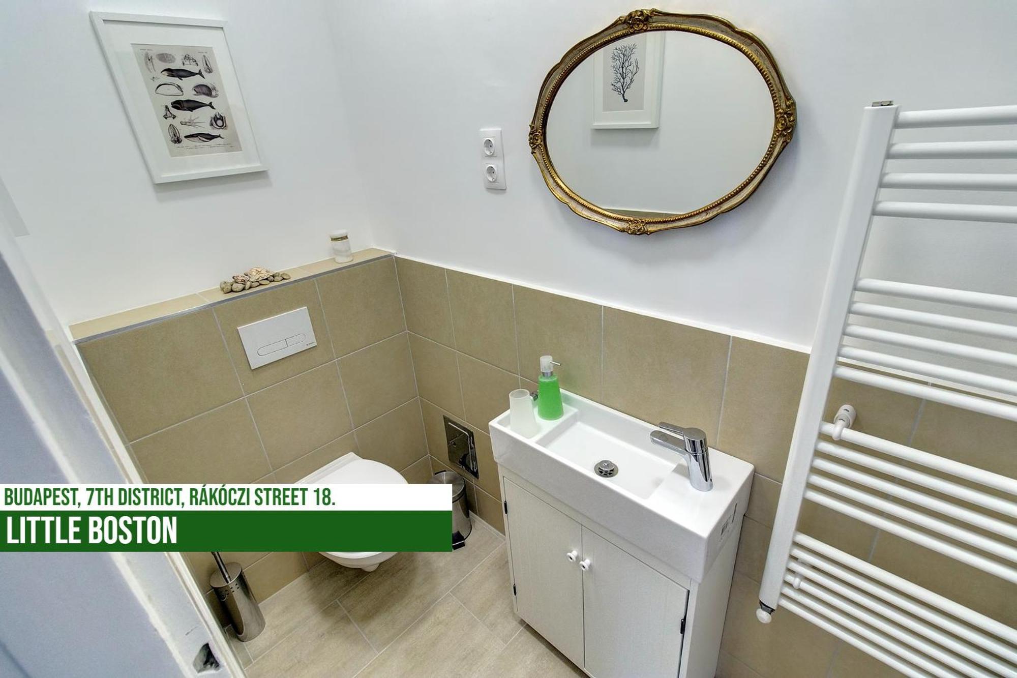Little Americas Soho Apartments Budapest Esterno foto