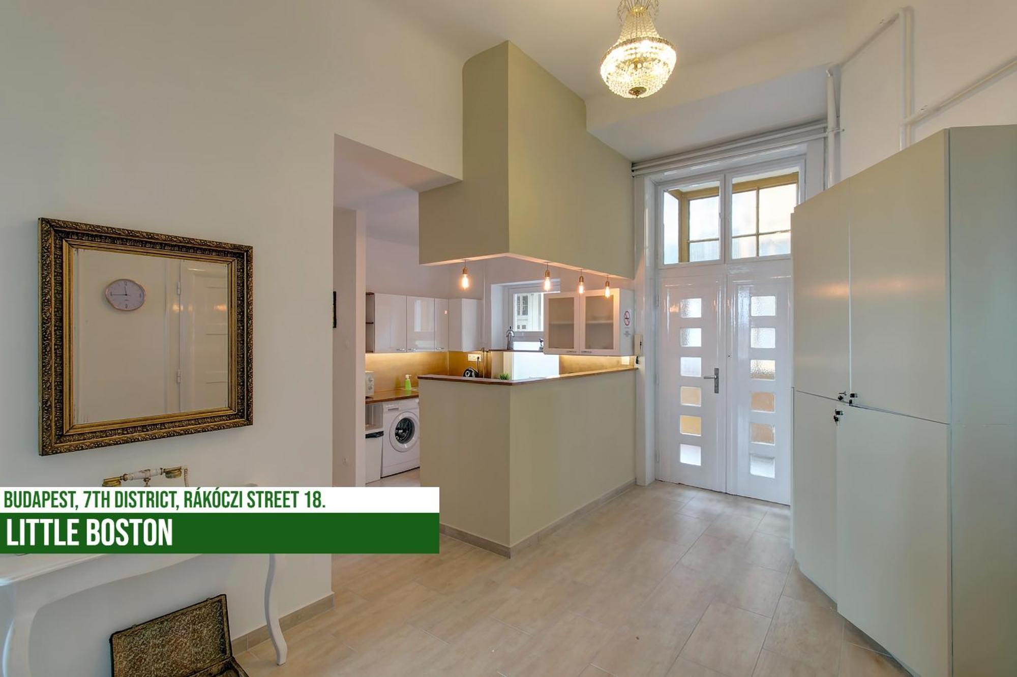 Little Americas Soho Apartments Budapest Esterno foto